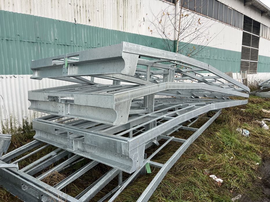 Zabudowa  Najazd auto-laweta stal