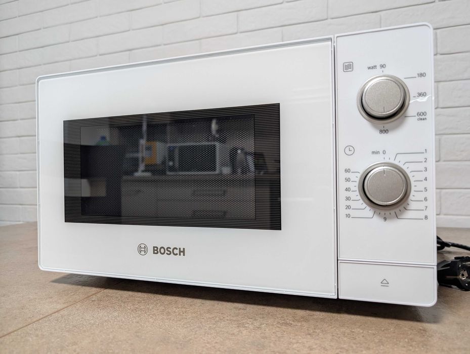 Мікрохвильова піч BOSCH FFL020MW0 White.