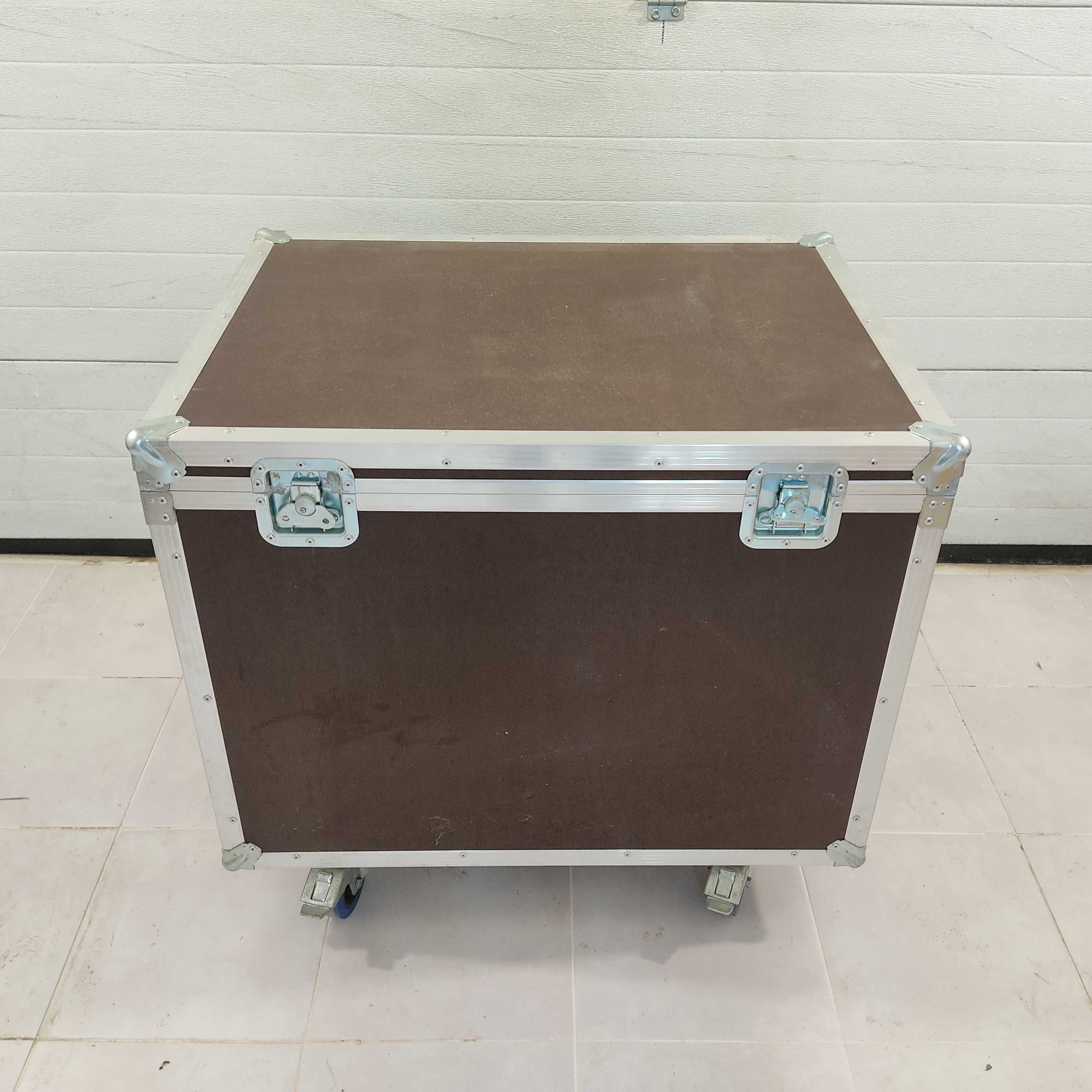 Caixa para transporte de material (audio ou video)