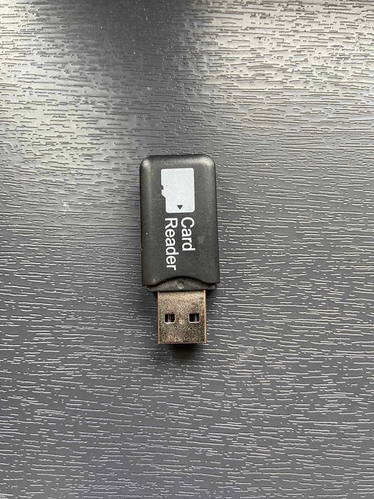 MicroSD кардридер в USB