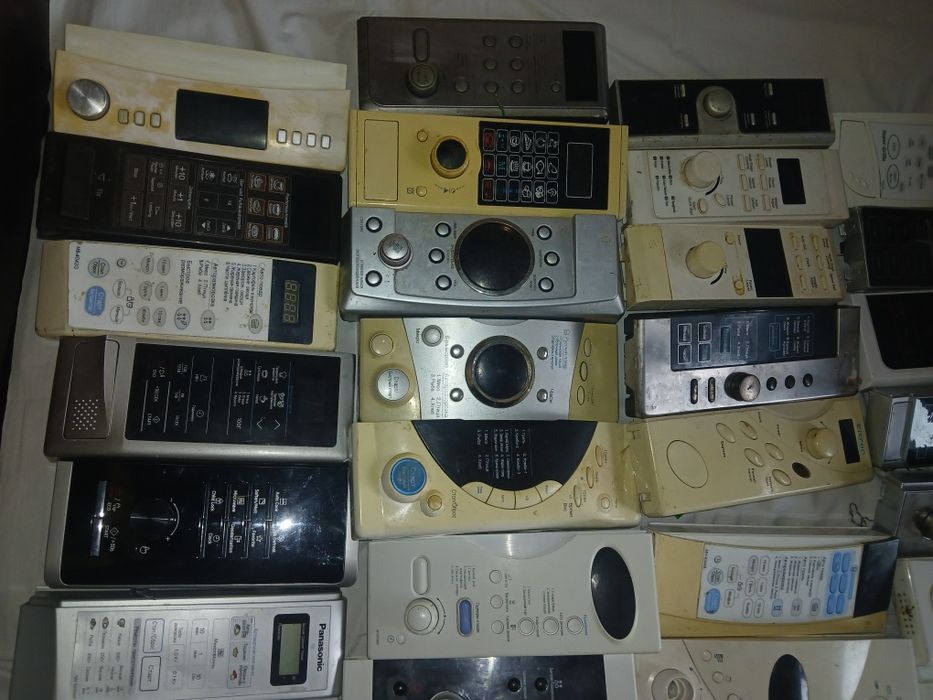 Панель керування,клавіатура мікрохвильовки