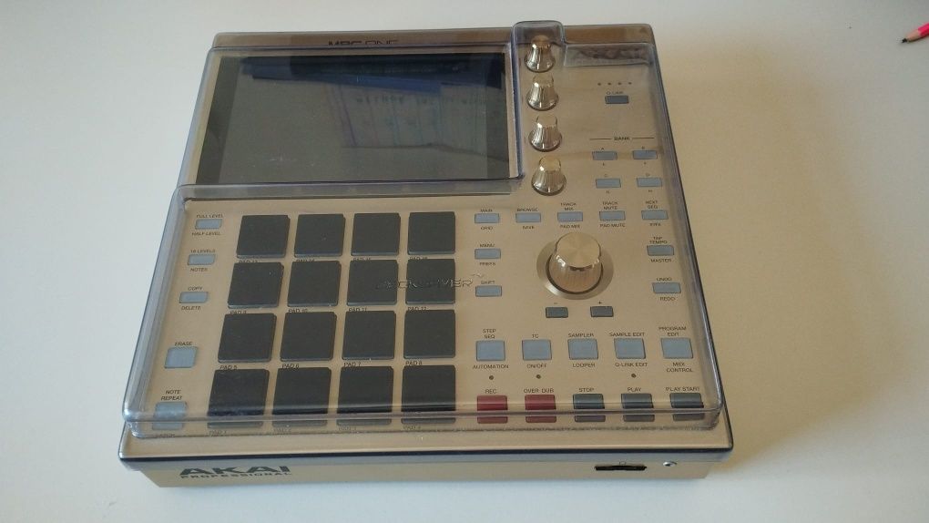 Mpc One Gold (como nova)