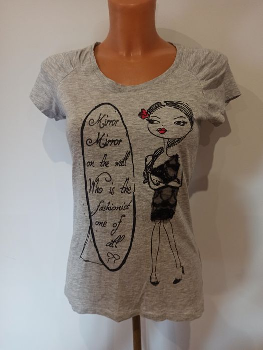 T-Shirt szary z aplikacją