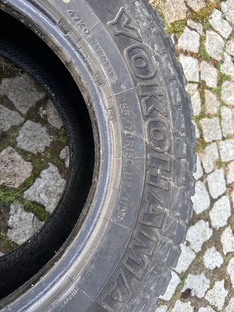 Opony terenowe 255/70 R15