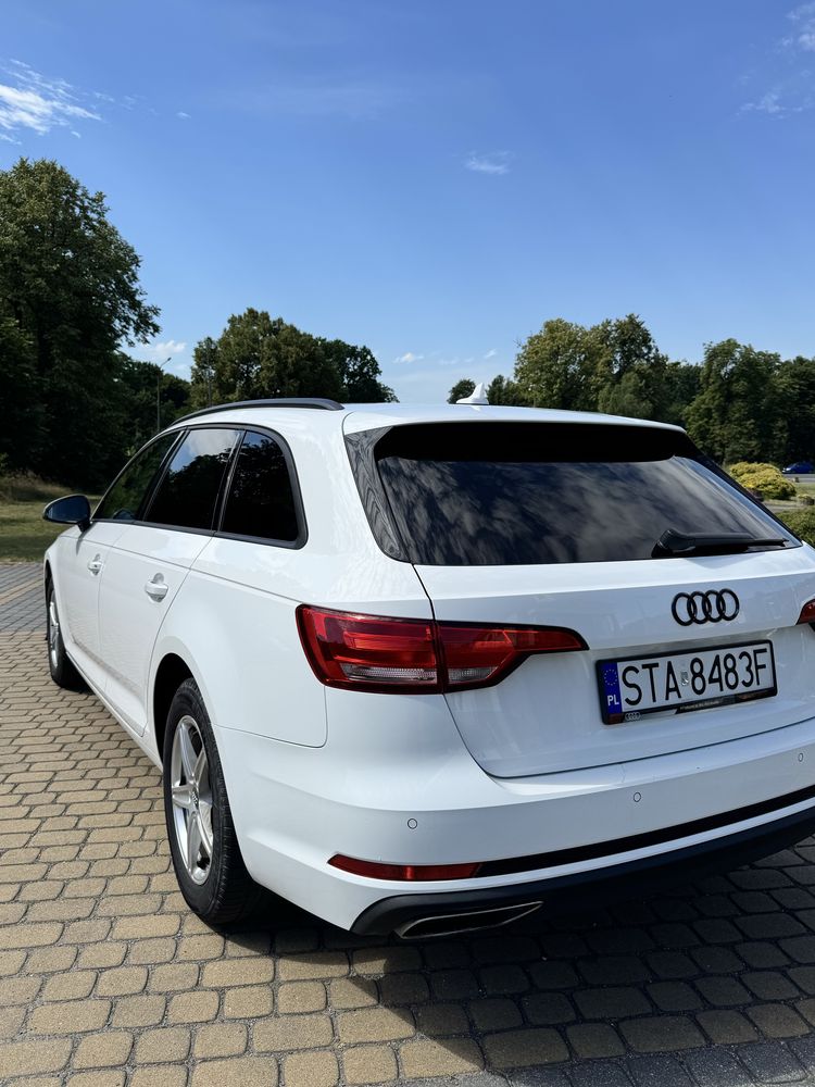 Audi a4 2.0 tdi 2019r bogata wersja PIEKNA z łopatkami