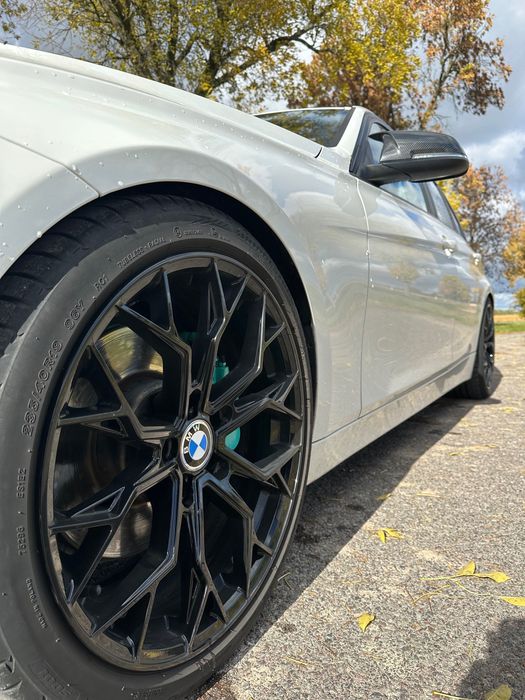 BMW F30 335i xdrive