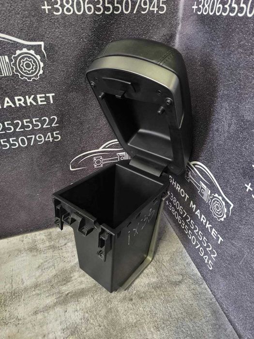 Підлокітник центральна консоль подлокотник Hyundai IX35 10-17