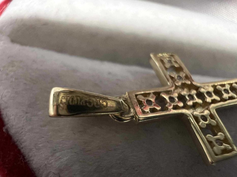 Złota zawieszka wisiorek Krzyżyk próba 585 0,77g