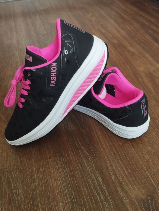 Кроссовки мокасины