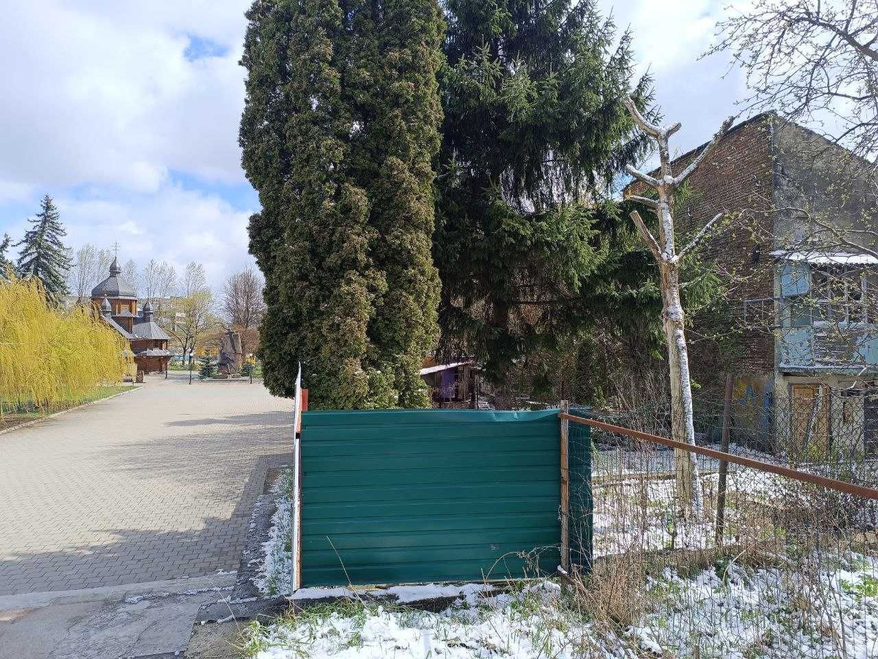 Продаж приміщення та землі під офіс, поліклініку центр міста