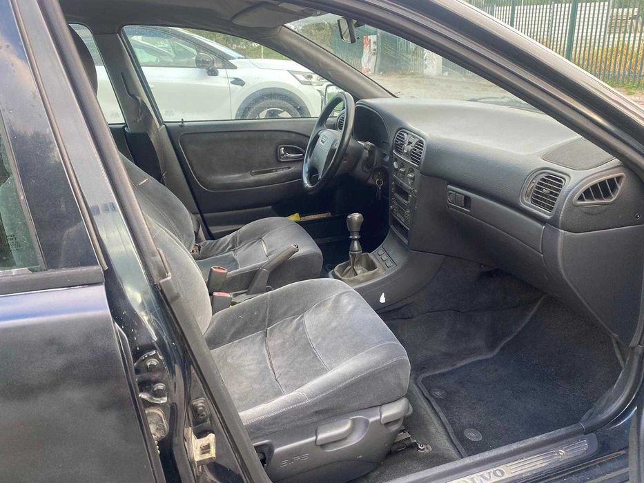 Volvo V40 1.9DI ano 2000