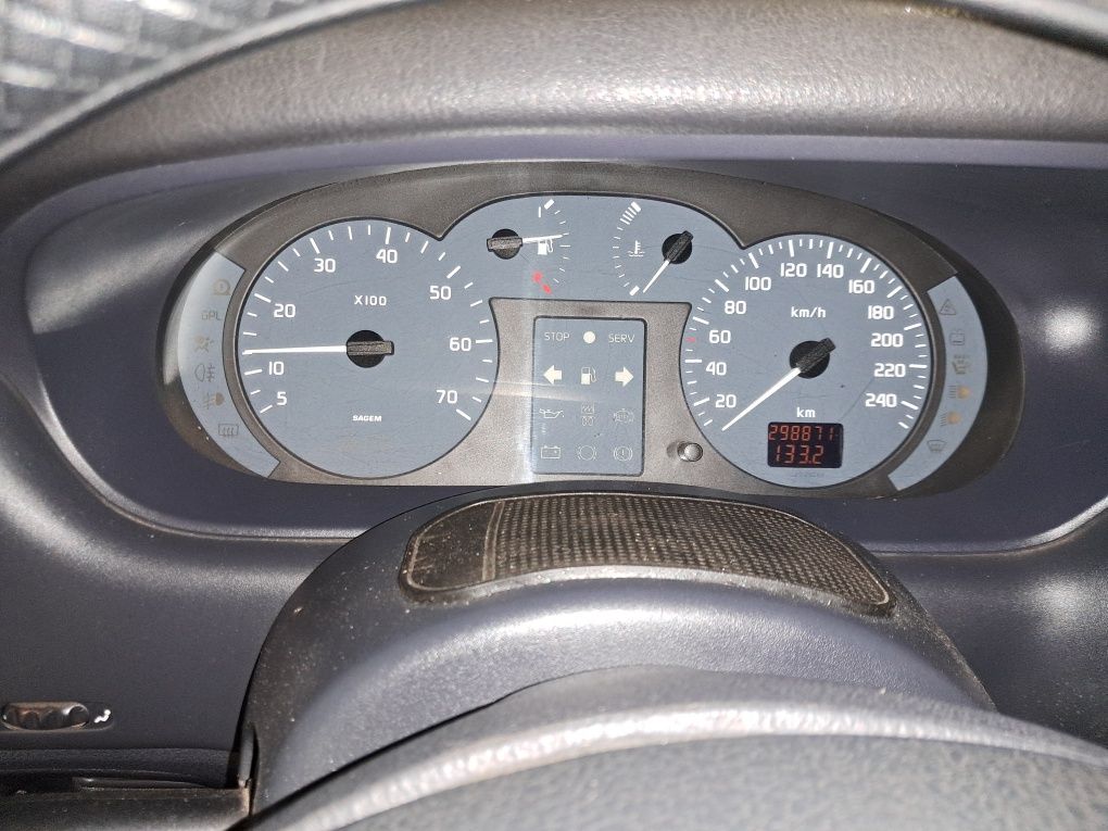 Рено Меган 1 2003р (Renault Megan 1)