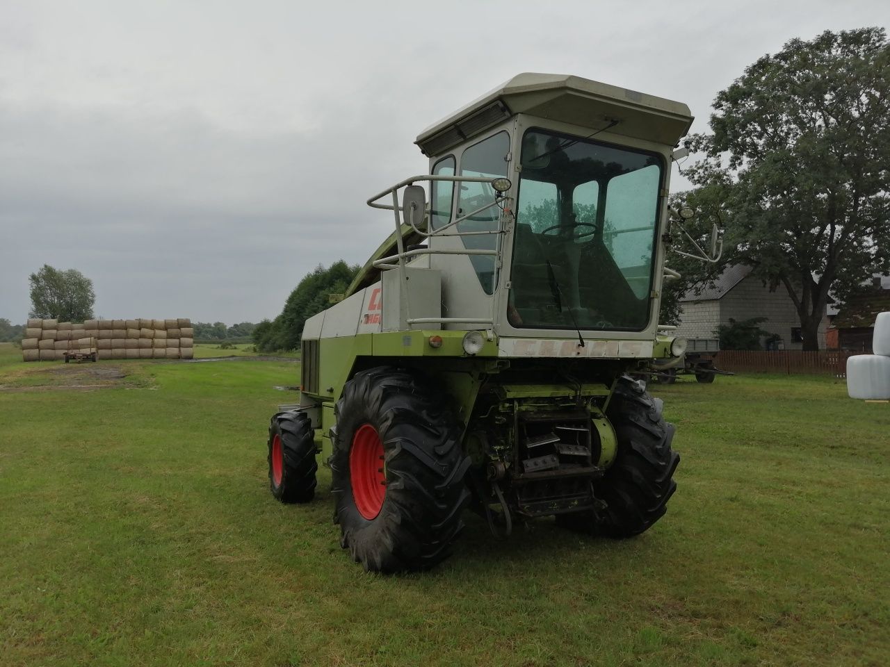 Claas Jaguar 690