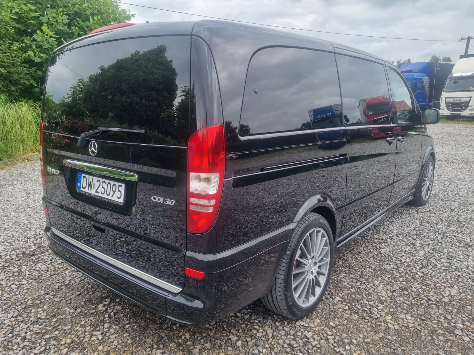 Mercedes Viano bus 6 osób wynajem