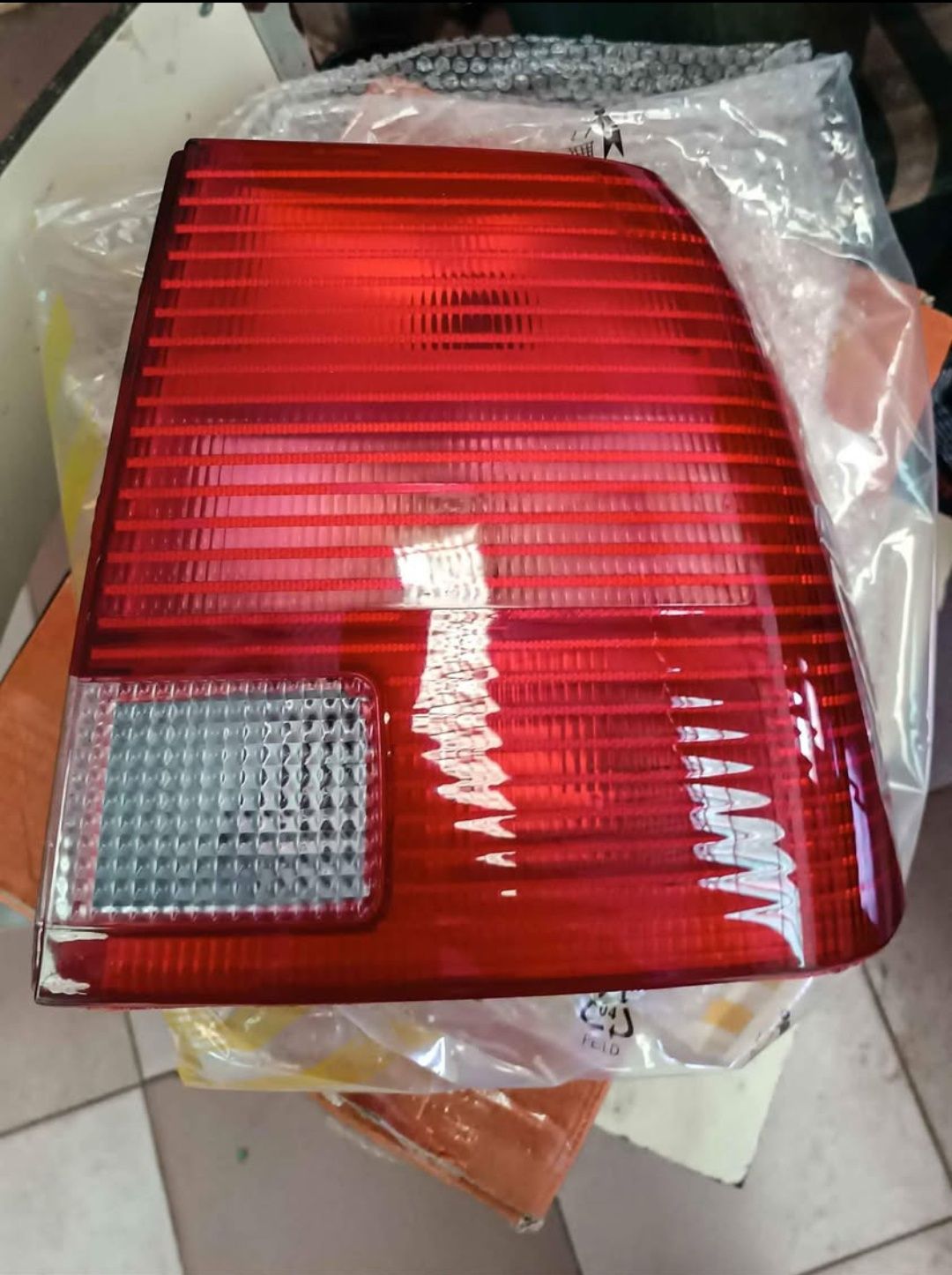 Farolim traseiro novo  VW Passat b5 (carro)