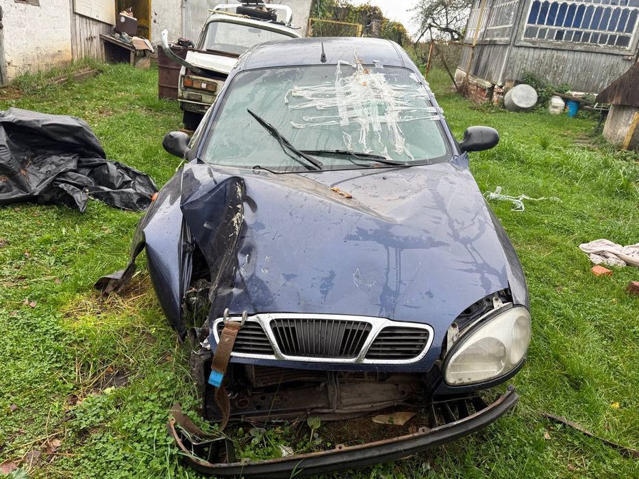 Авто деу ланос. Після дтп. На запчастини