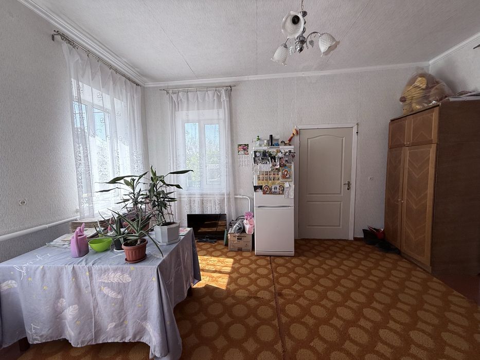 Продам  ухоженный  дом в Подгородном !  ( С )