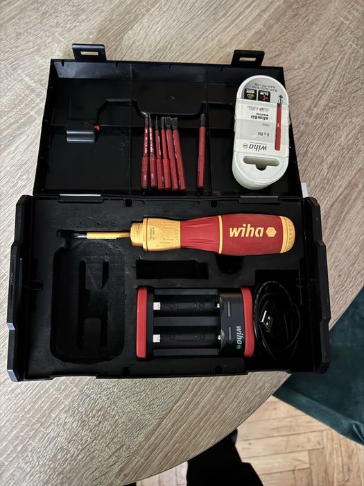 Wiha Speed II + zestaw 8 końcówek