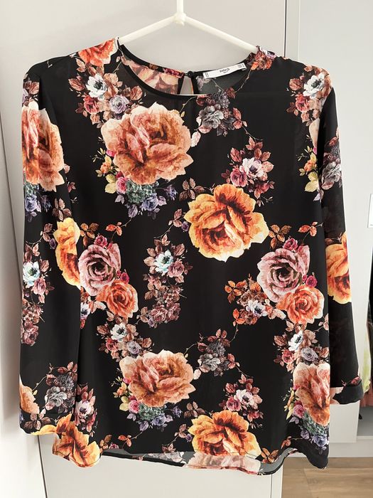 Bluzka w kwiatu Mango