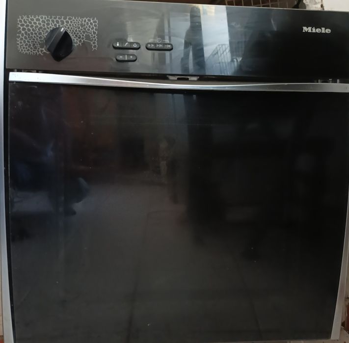 Forno encrastar Miéle Como Novo 80€