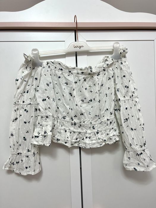 Boohoo biała bluzka odkryte ramiona top w kwiatki L 40