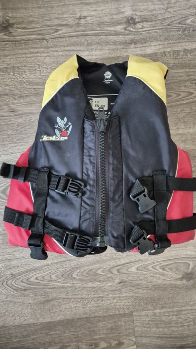 Colete salva vidas criança