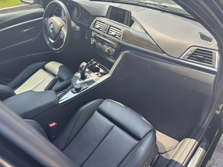 BMW 3 Series      2018