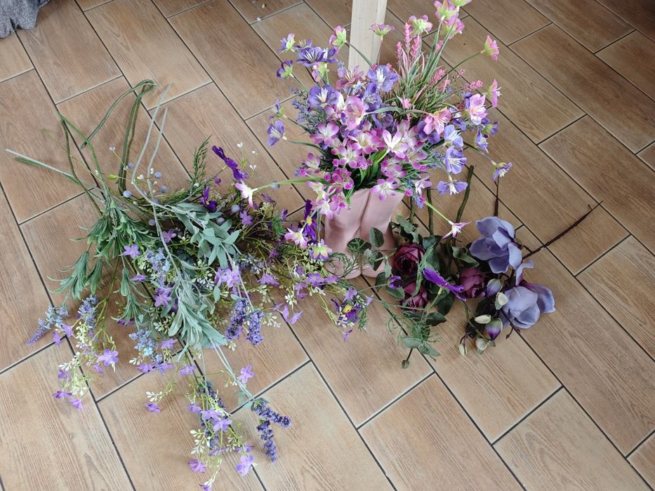 Kalosze magnolie róże polne kwiaty