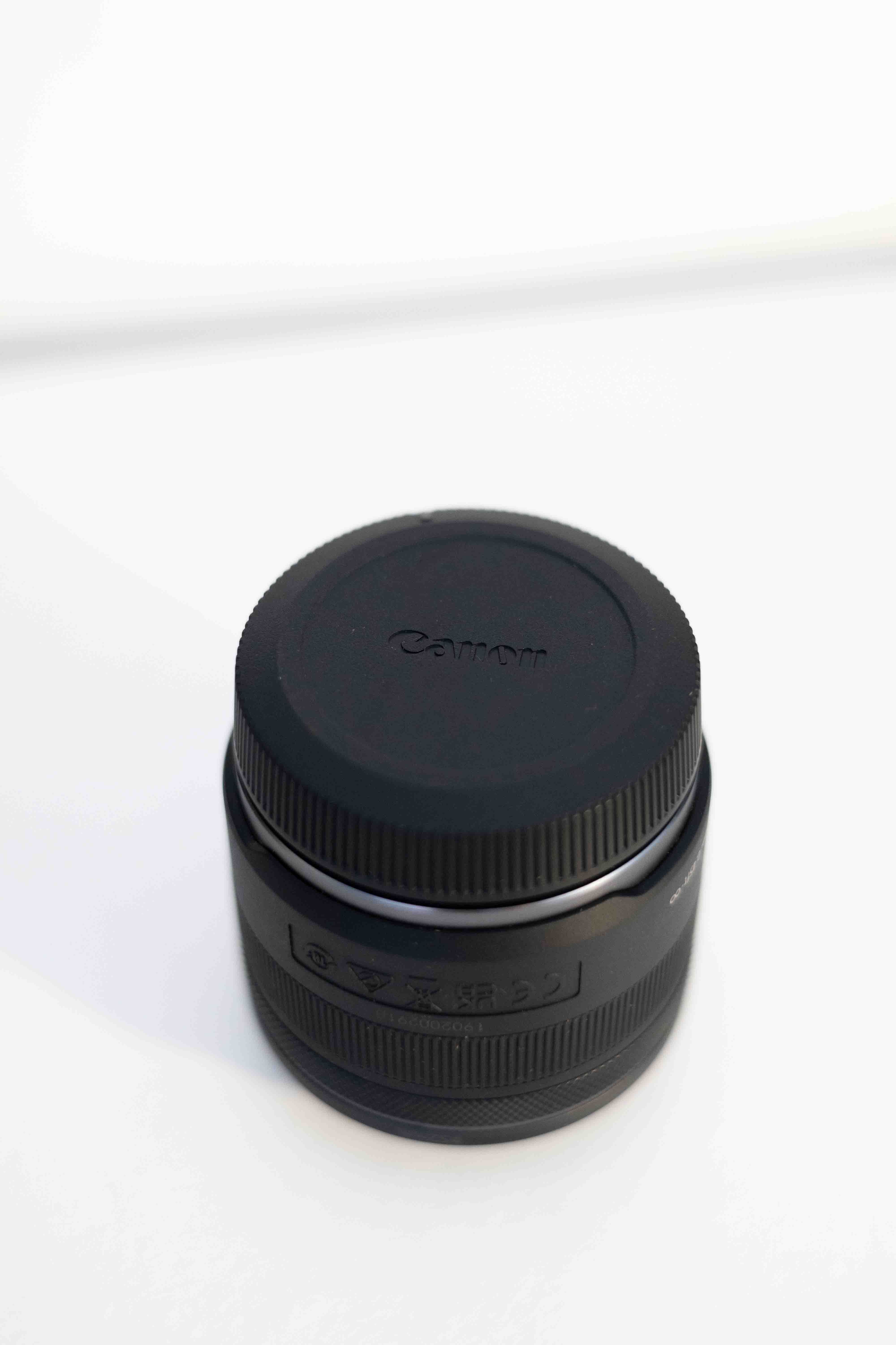 Lente Canon RF 24mm F/1.8 Macro IS STM