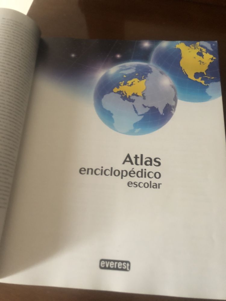 Atlas enciclopedia Escolar Novo