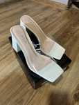 Buty na obcasie nowe