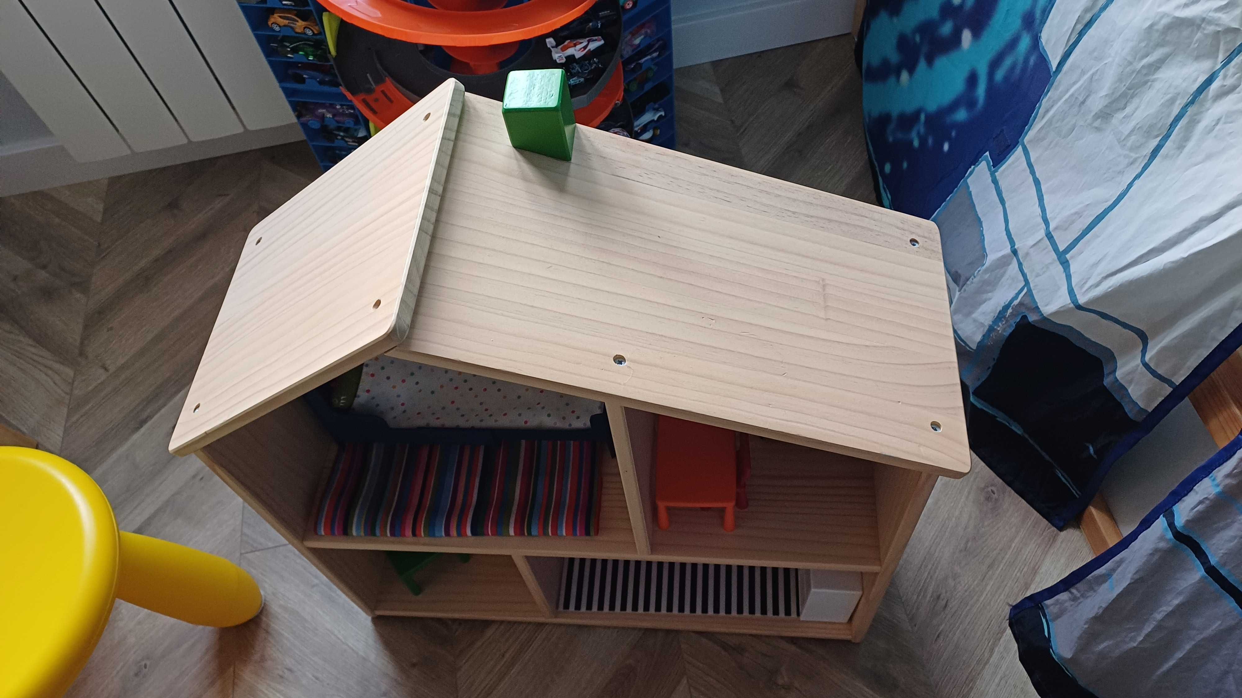 Drewniany domek IKEA
