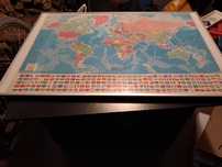 Puzzle mundo com quadro