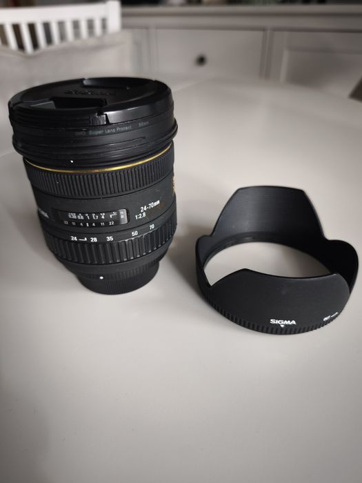 Sigma 24-70 F2,8 IF EX DG HSM stan bdb. Nikon