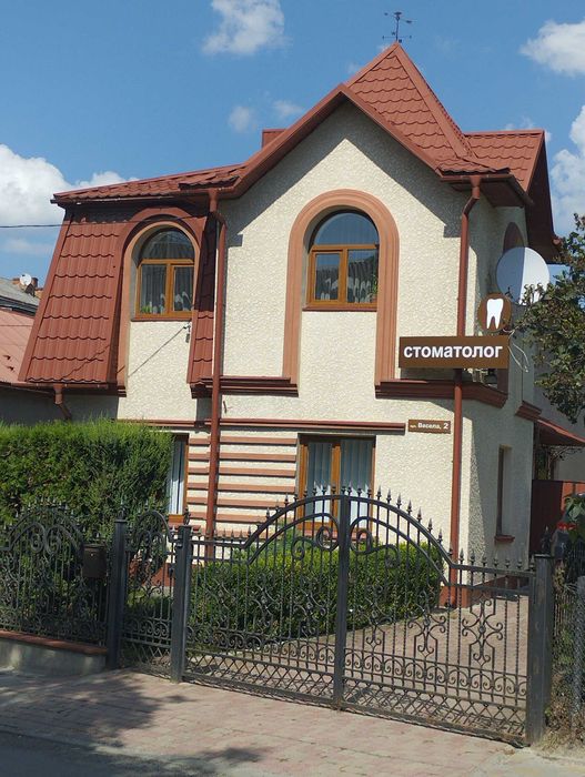 продається будинок