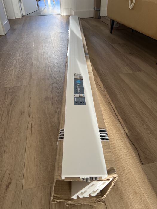 Rodapé de PVC Artens H20 – 100x220 cm – Branco (15 peças novas)