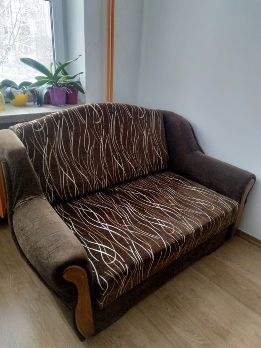 Rezerwacja.Fotel, kanapa rozkładana do przodu Dwuosobowa.