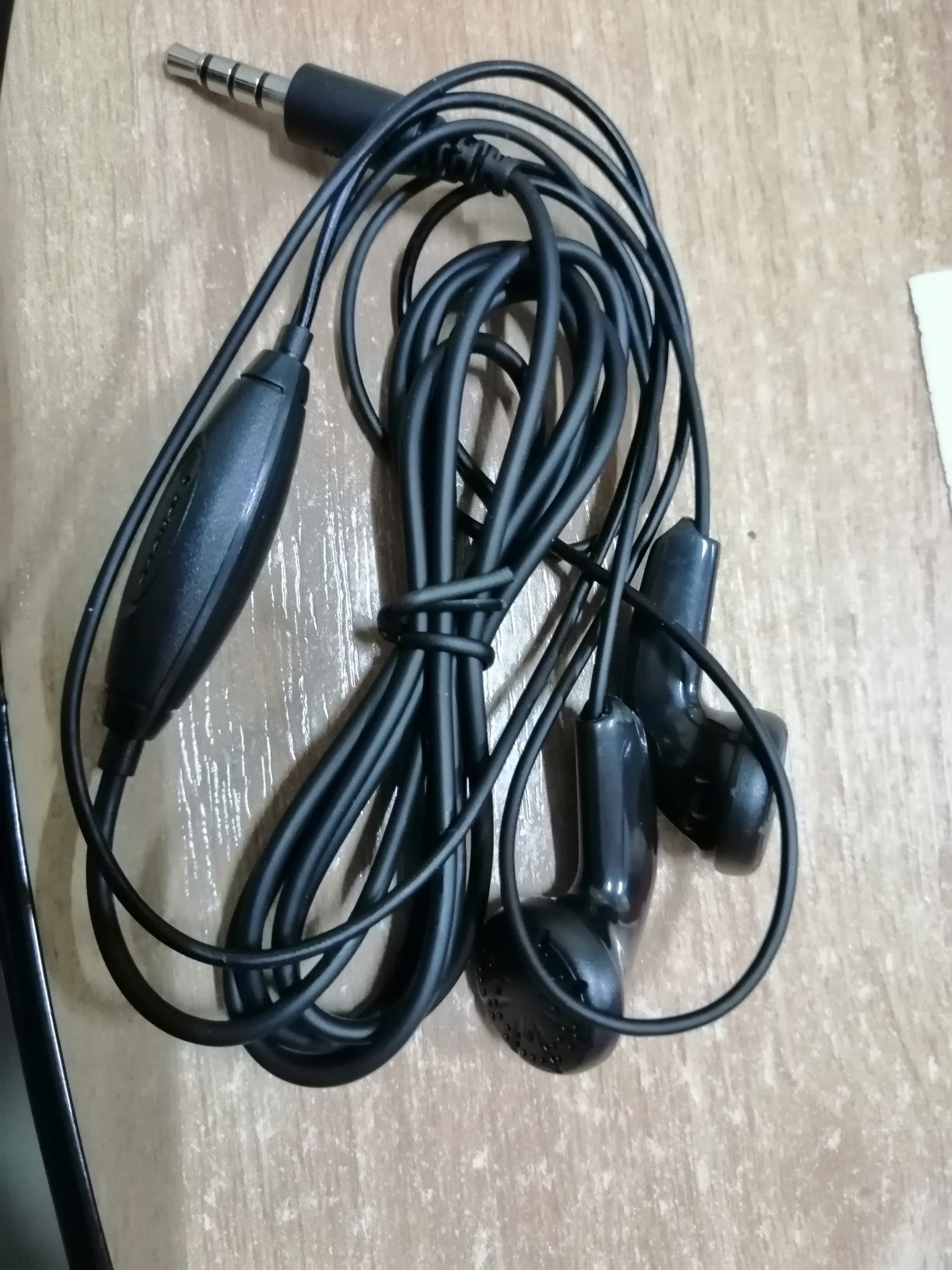 Смартфон Lenovo S 660 Titanium 1/8 GB.