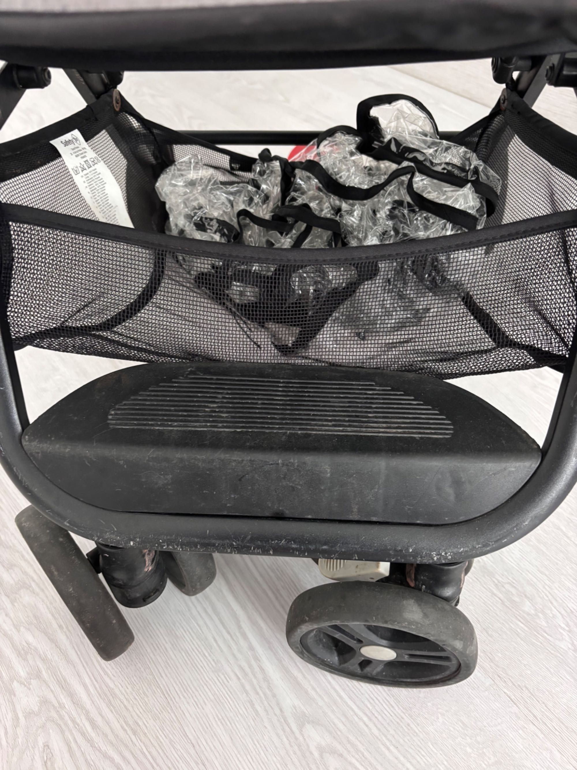 Carrinho de passeio Safety 1st