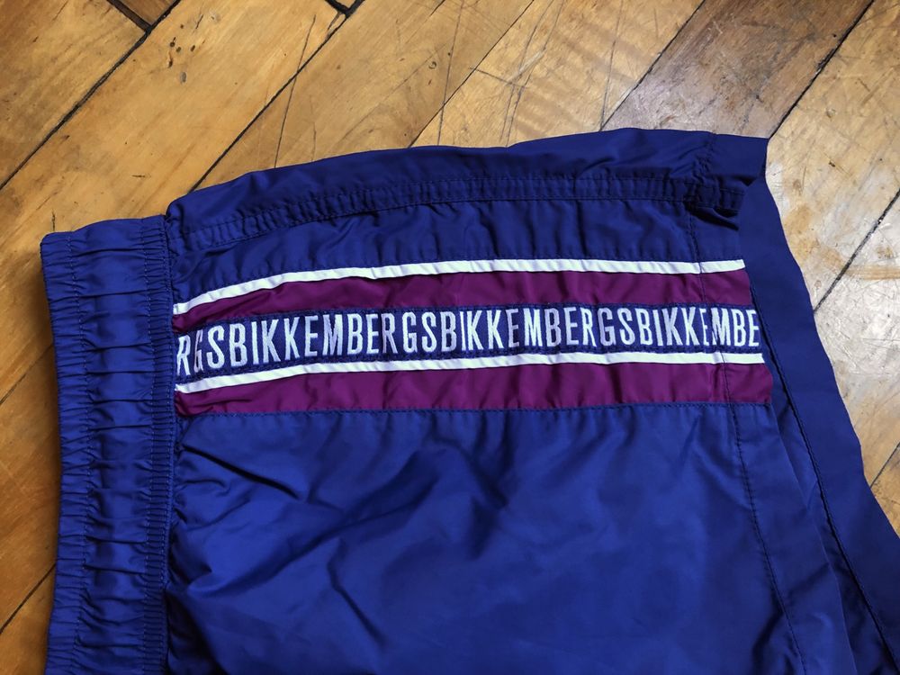 Крутейшие пляжные, спортивные мужские шорты Bikkembergs оригинал