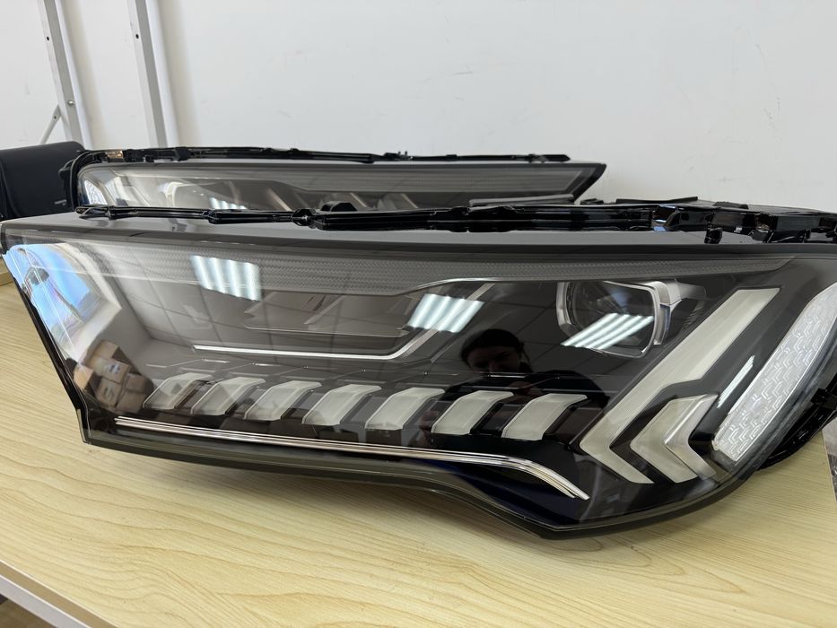 Audi Q7 matrix 2019 -2025 р, передні фари