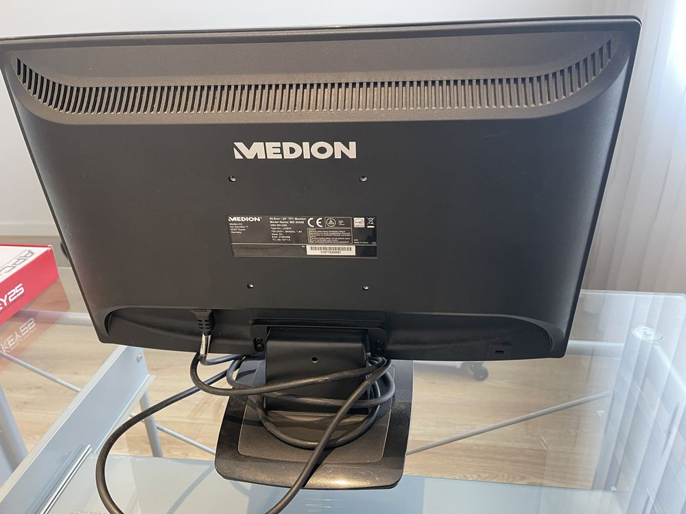 Monitor Medion como novo