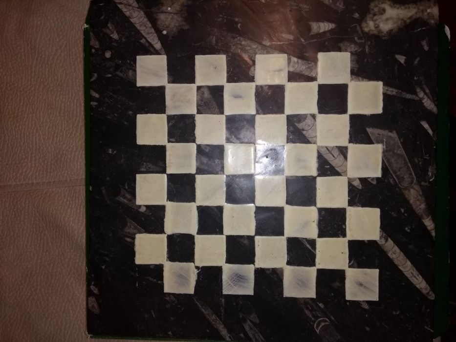 Jogos Xadrez lindíssimos e novos. Nunca foram manuseados.