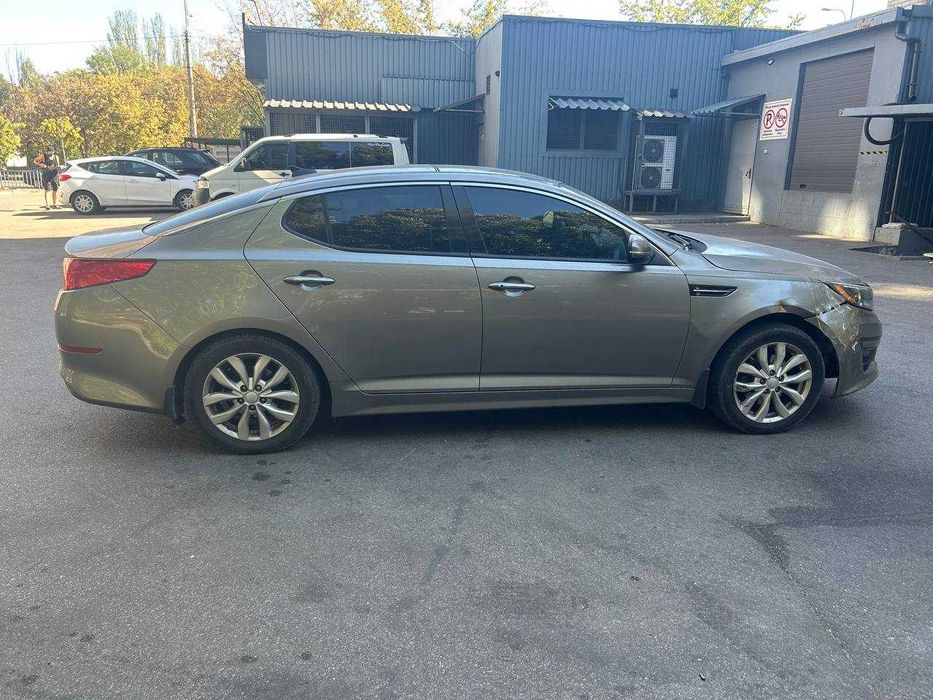Продаю авто KIA OPTIMA