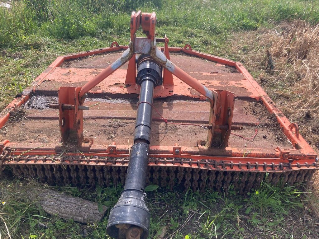 Trator New Holland TD 90 4x4 (Abril 2008)