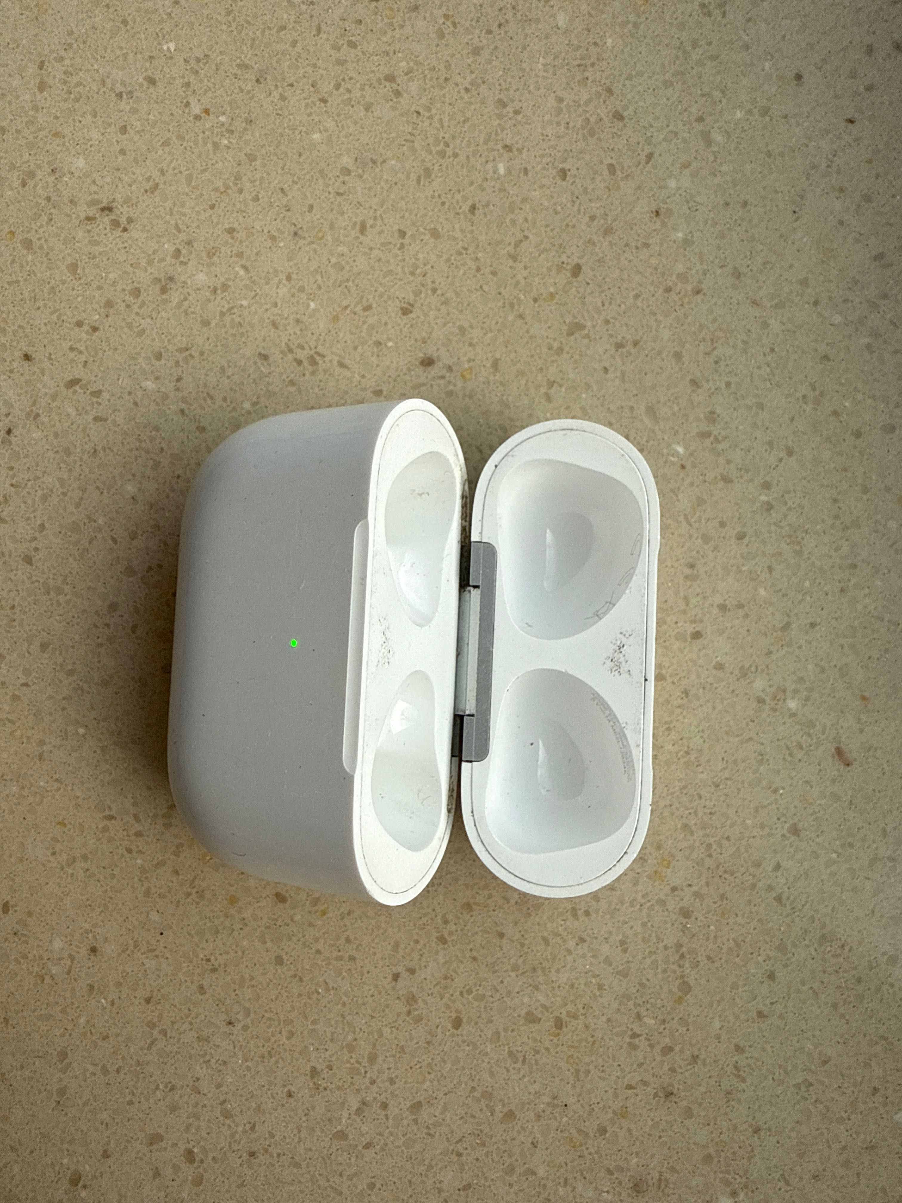 Case Apple AirPods 3 etui powerbank pudełko oryginał MagSafe