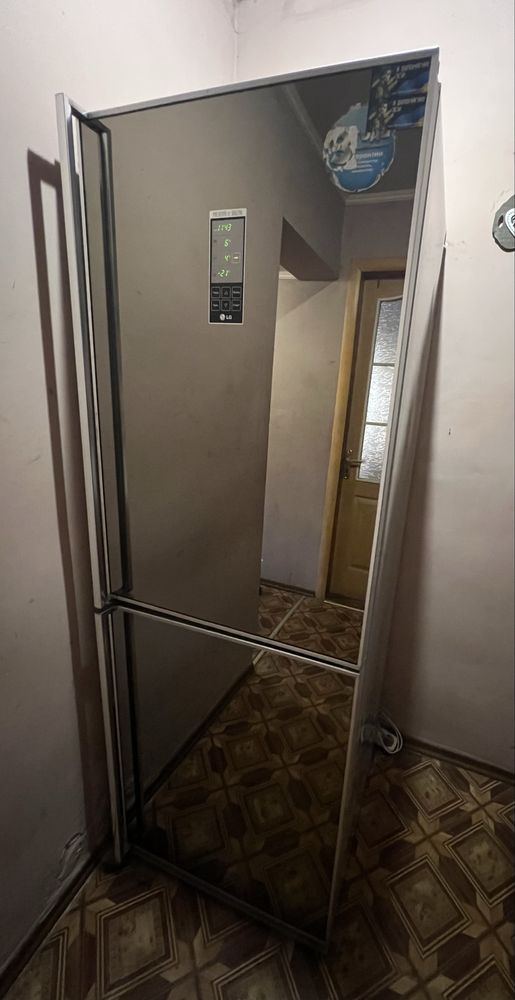 Продам холодильник LG GC-339 NGLS