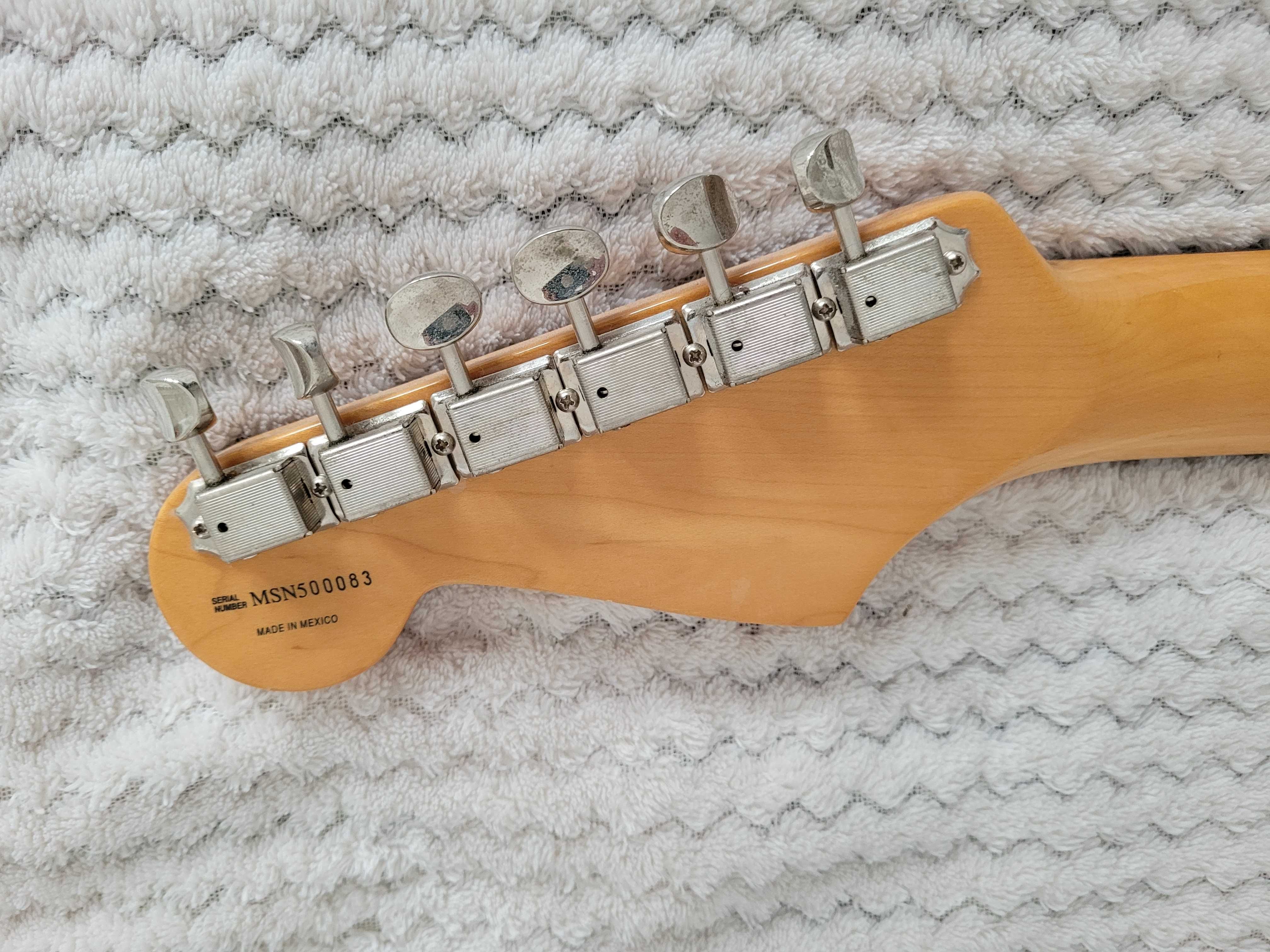 Fender Stratocaster Robert Cray Signature Series hardtail 2004