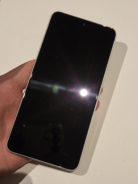 Samsung Galaxy S21 FE / S21FE 6/128 128GB 6 GB SMARTFON