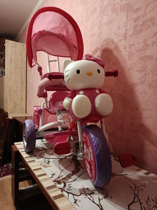 Дитячій велосипед з батьківською ручкою